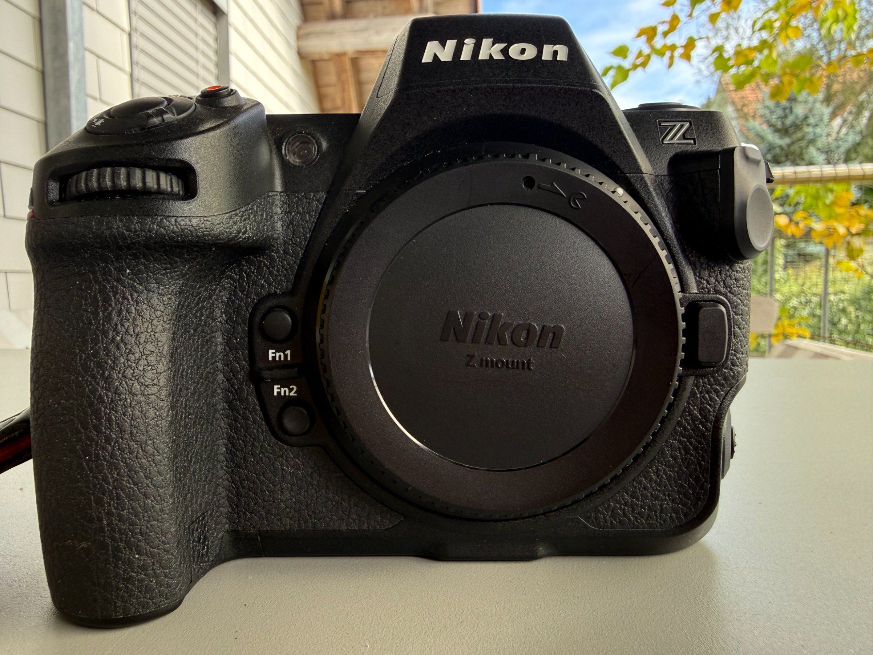 Nikon Fotocamera: Nikon Z8 - zu gut – Nuovo (secondo la descrizione) da Biezwil venduto da varg57