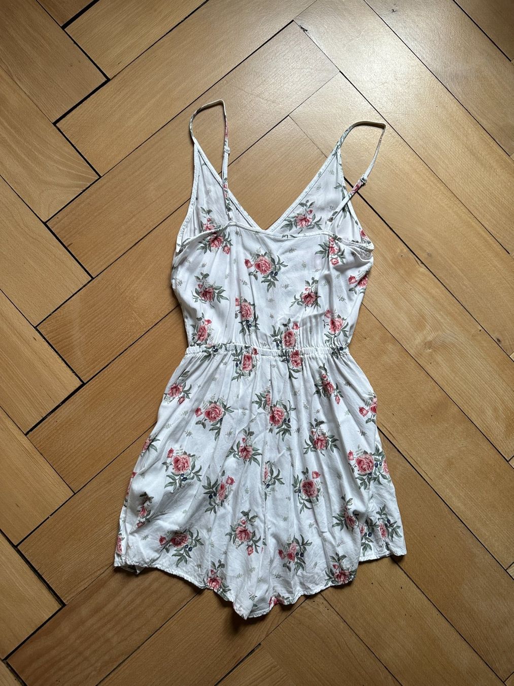 H&M Jumpsuits: Jumpsuit weiss geblümt XS – D'occasion à Zürich par Diazaio 2