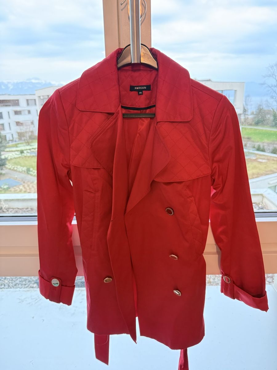Morgan Giacche: Veste Morgan rouge T36 – Usato da St-Sulpice VD venduto da elo_9ghs