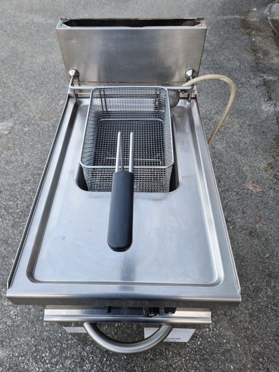Cucine complete: Friteuse à gaz – Usato da Le Landeron venduto da Leo 1