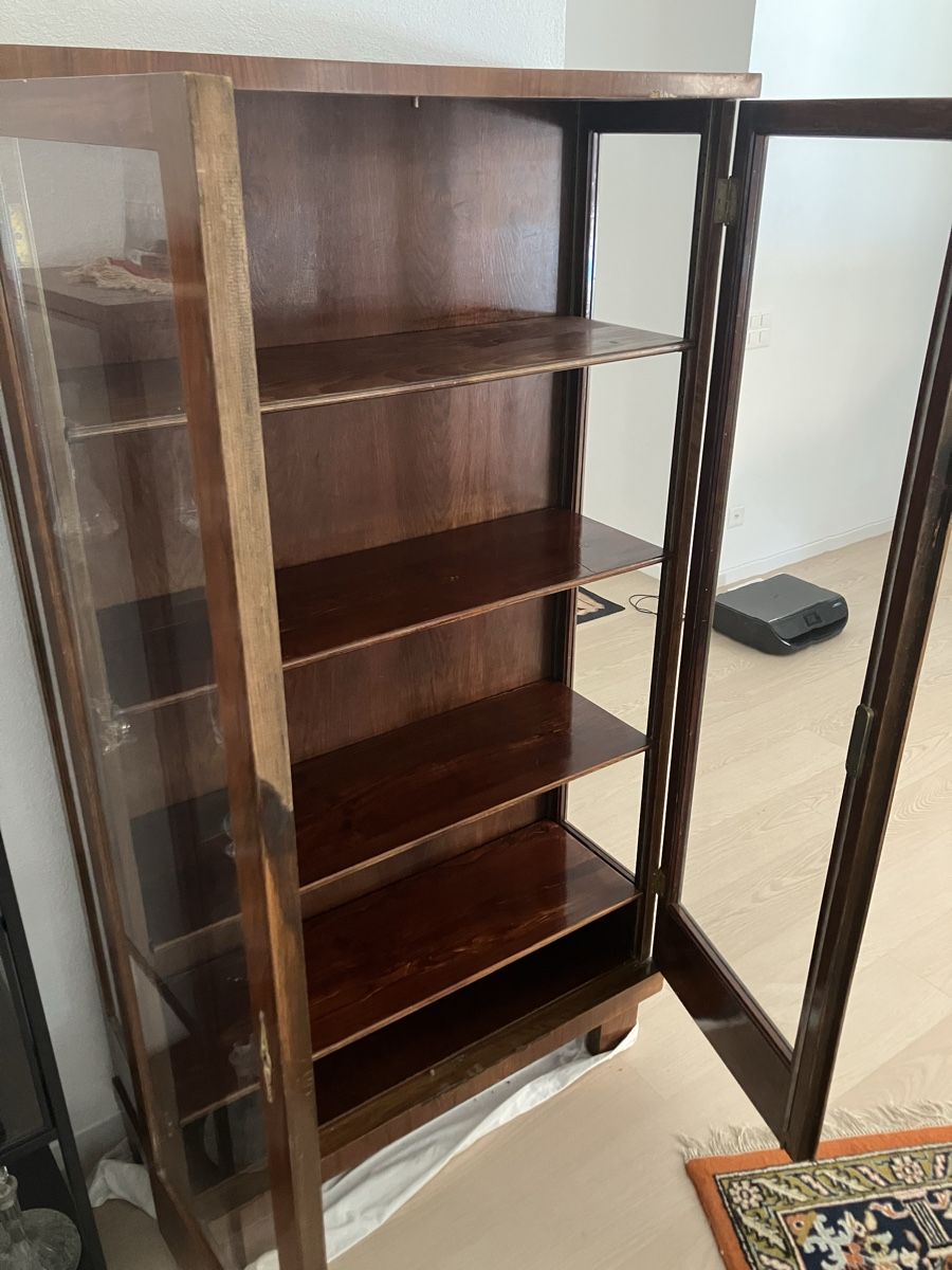 Vetrine: Vetrina in legno con mensole, stile classico – Usato da Origlio venduto da Zeto.81 1