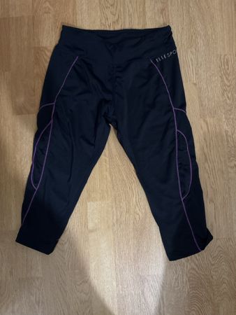 ELLE Sport Dreiviertelhose, neuwertig, Grösse S, Schwarz!