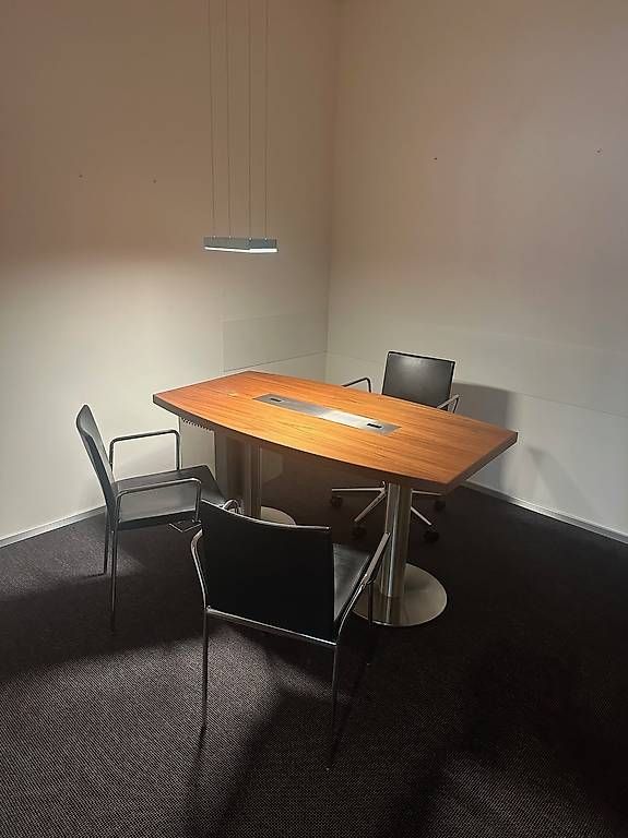 Bureaux: Mobili per ufficio – D'occasion à Vezia par fed_lt69