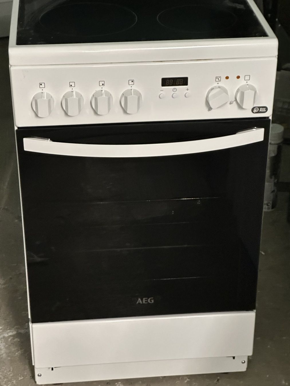 Cucine: AEG FEHA5KV112 Herd Weiss – Usato da Glattbrugg venduto da ani1234