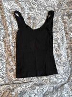Damen Top schwarz Grösse M Rippstrick