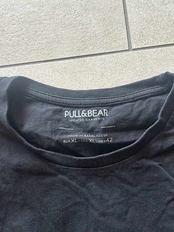 T-shirt: Schwarzes T-shirt Herren Pull&Bear – Nuovo e nell'imballaggio originale da Maisprach venduto da _aliciarebecca_ 1