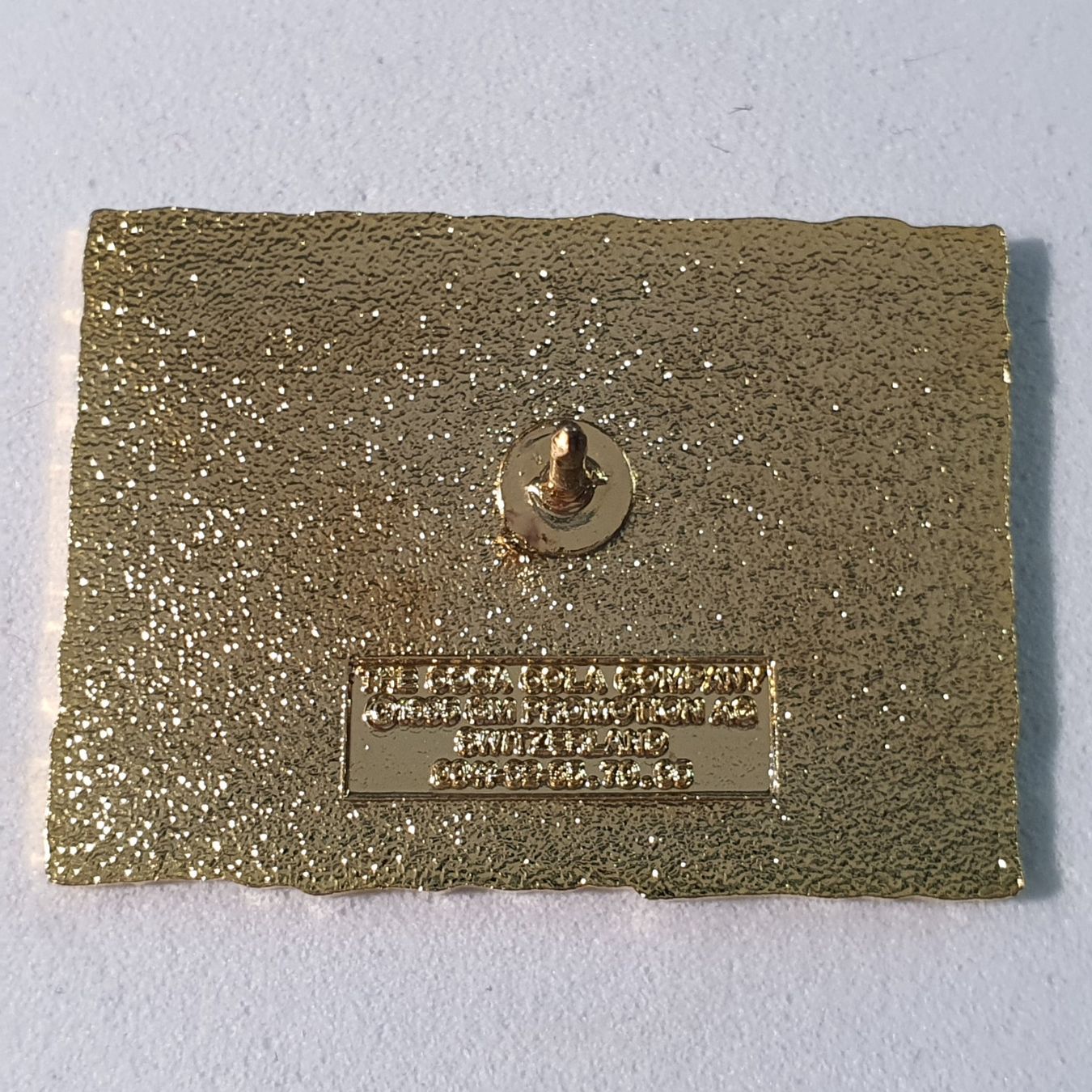 Placchette & Badge: Z709 - Pin Coca Cola Coke Eisbär mit Flasche – Usato da Reinach BL venduto da Boston-Verkauf 1