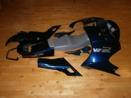 Verschalung und Lichter zu Honda VFR Motorrad