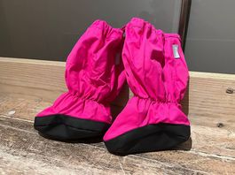 Winterschuhe für Babys in pink