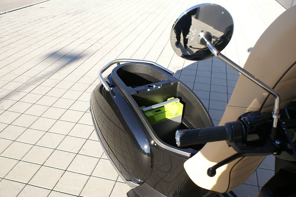 Scooter: E-Roller Kumpan 1954 ri (AKTION) – Usato da Seewen SO venduto da Swiss-moto-bike 3