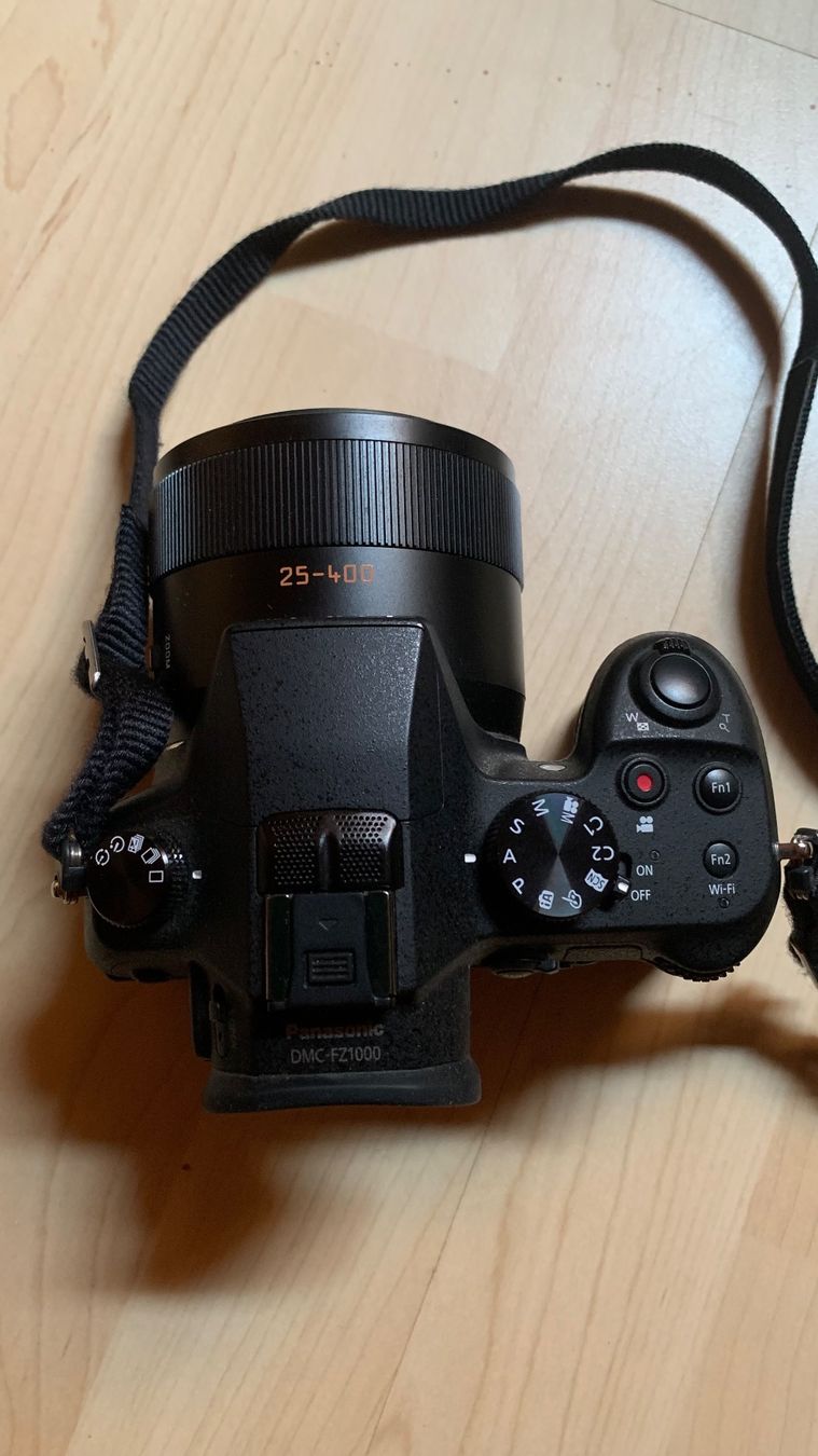Panasonic Fotocamera: Panasonic DMC-FZ1000 – Usato da Banco venduto da mic_ckx7