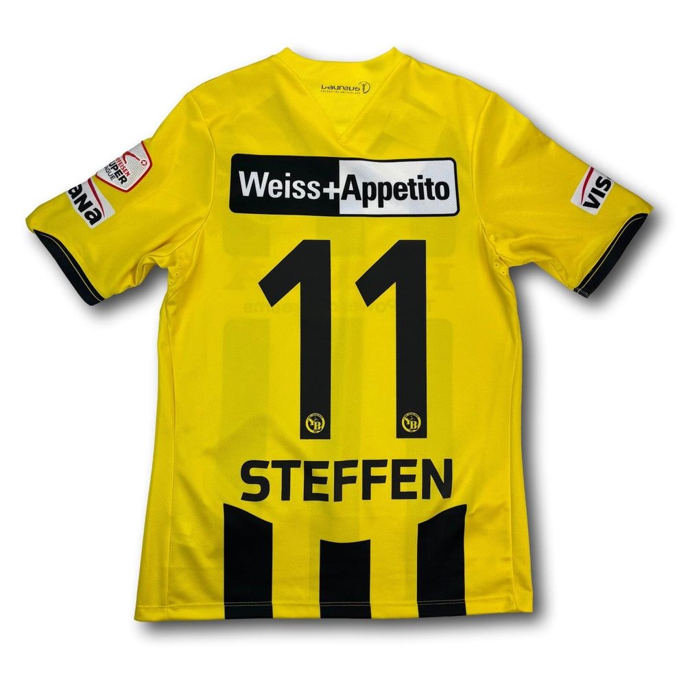 Canottiere & Pantaloni: BSC Young Boys - 2014-15 - Matchworn- Heim - M - Steffen – Usato da Bolligen venduto da ToTheJerseyEquipment