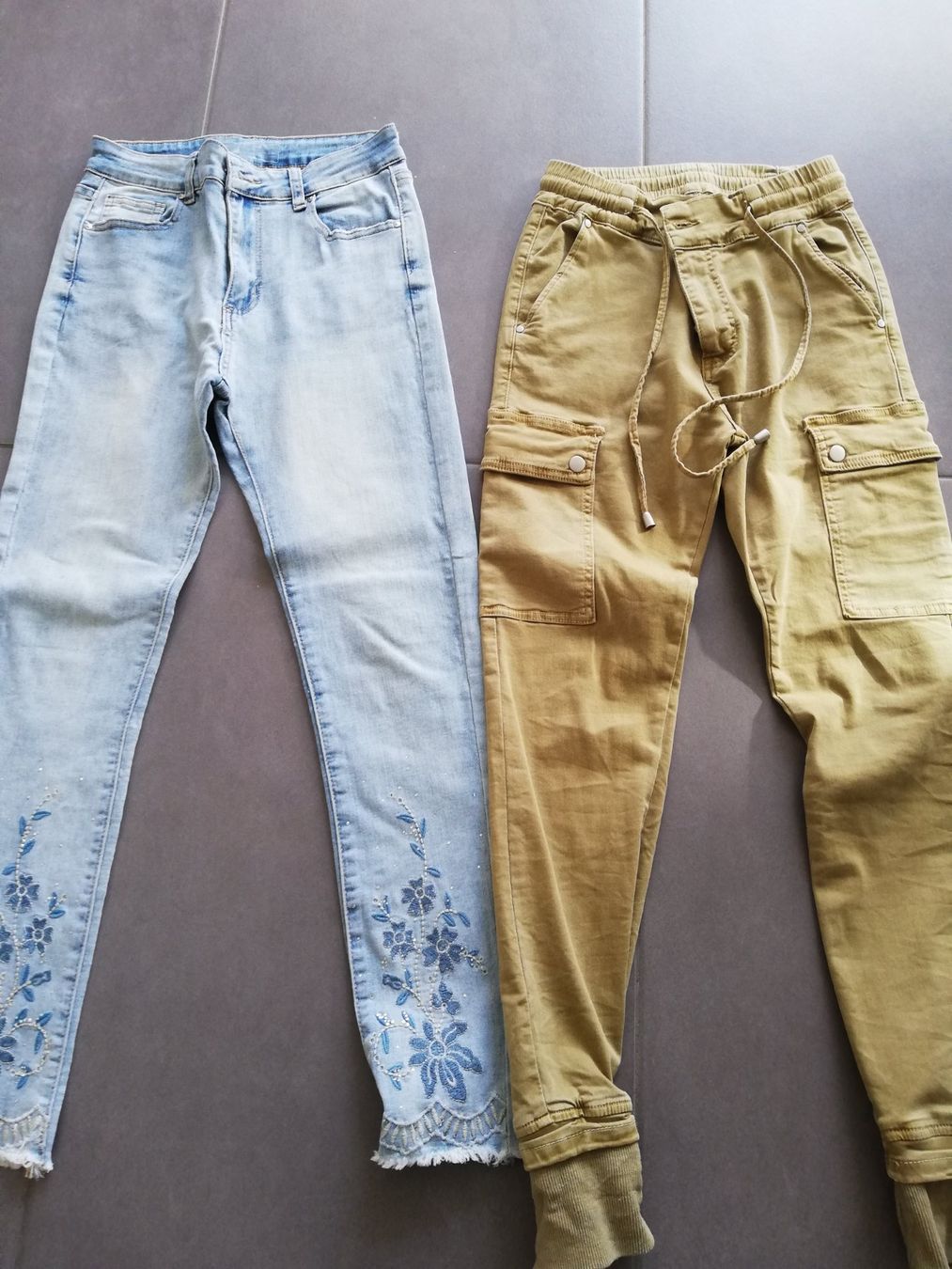Lotti di vestiti: 2 Paar Jeans Gr 34 – Usato da Untersiggenthal venduto da Marlen59 2