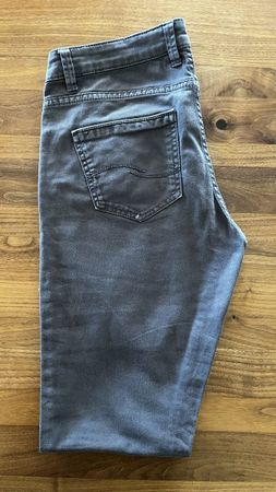 Jeans Damen s.Oliver Grösse W26 L32 grau guter Zustand