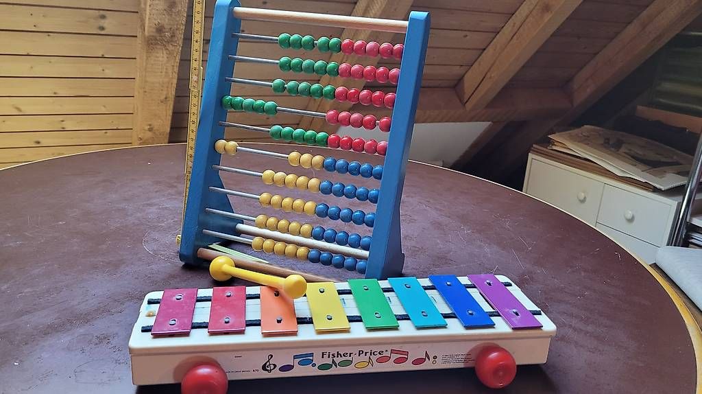 Giocattoli: Rechner und Xylophon Kinder – Usato da Wolfhausen venduto da BigiWolfhausen