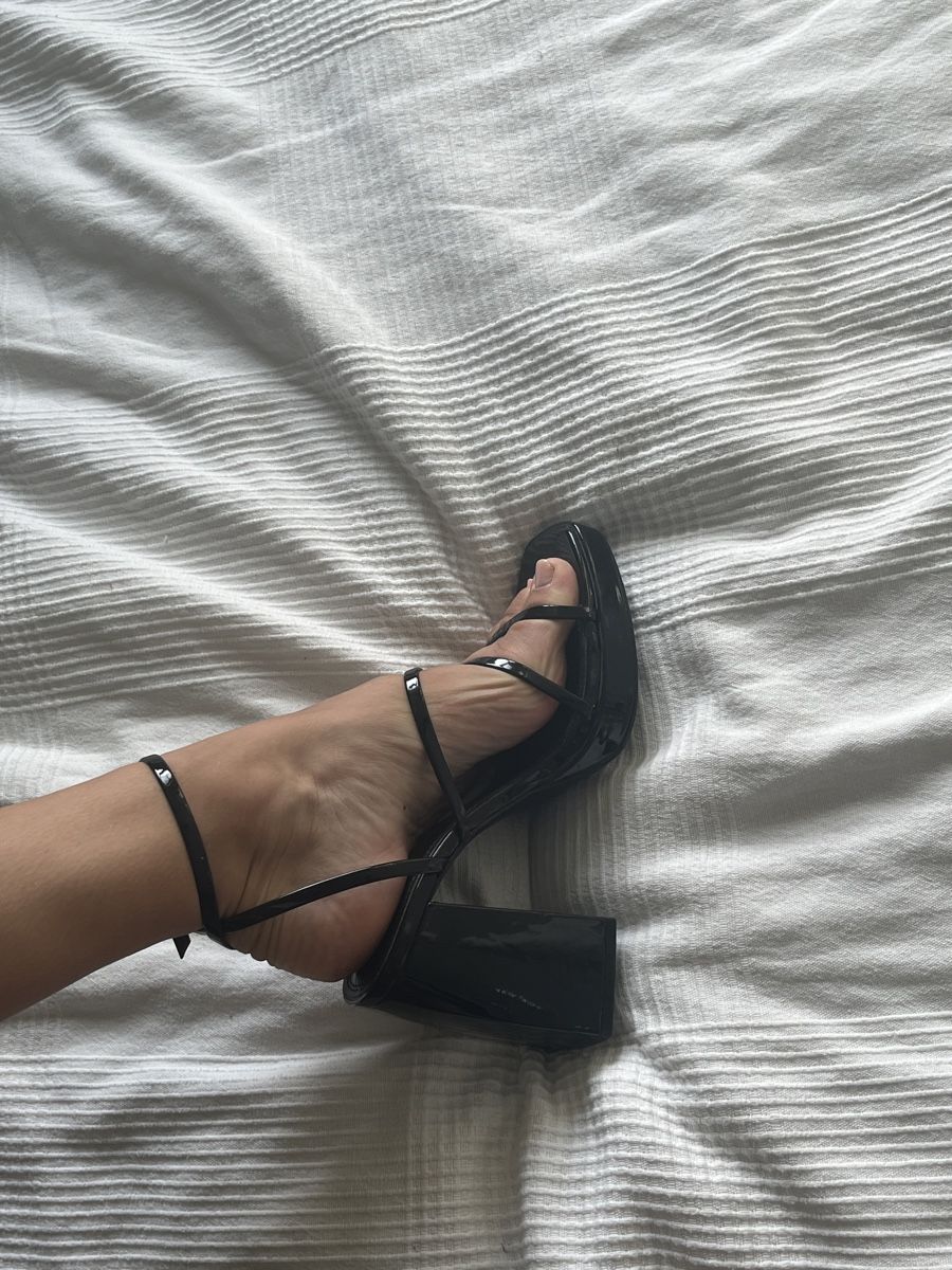 Bershka Damenschuhe: Bershka Sandaletten 40 NEU – Neu (gemäss Beschreibung) aus Winterthur von adi_sqz 3