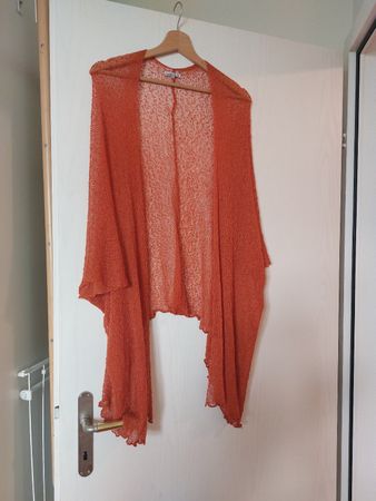 Leichter Sommer-Cardigan von Natura Grösse S/M  sehr dünn