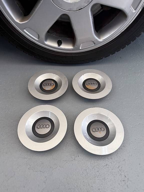 Felgen: Audi S3 Felgendeckel  – Gebraucht aus Menziken von rob_z8tq 1