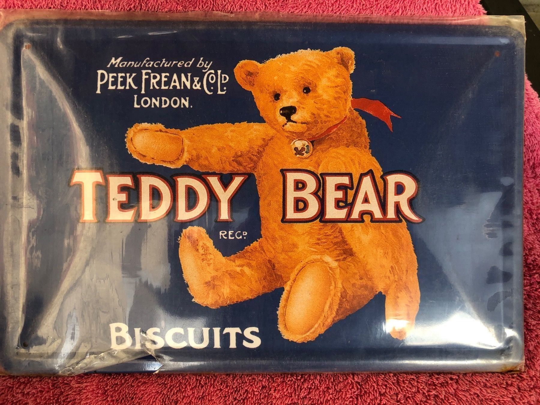 Schilder: Teddy bear bisquits bär werbung – Neu (gemäss Beschreibung) aus Reinach AG von rares75