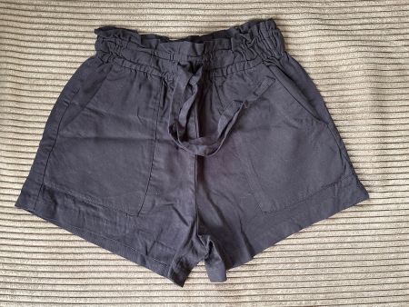 Schwarze Sommershorts von H&M, Größe 36