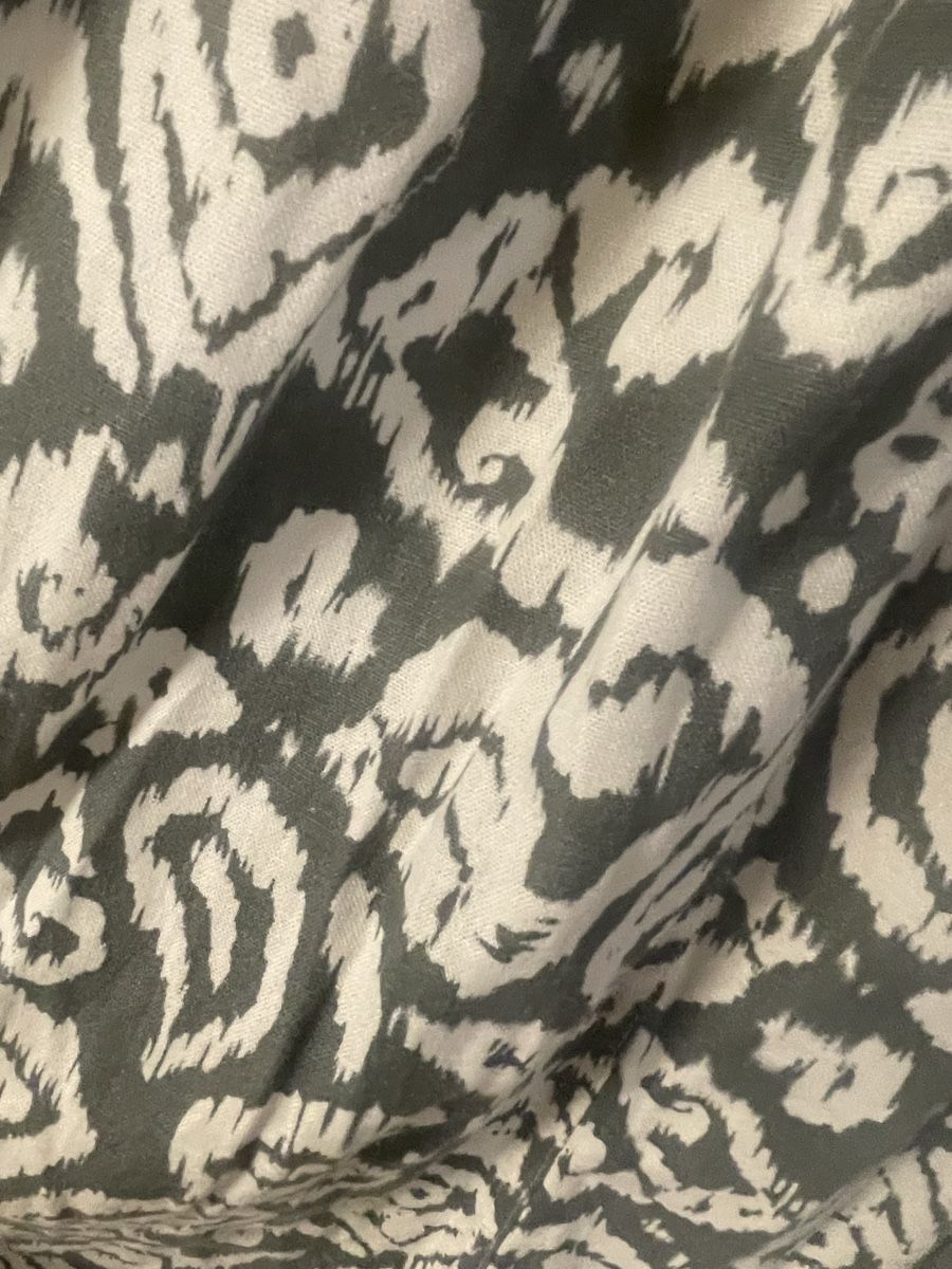 Robes: Damen Kleid Kurzarm mit Gürtel L gemustert – D'occasion à Hergiswil NW par natejuke 3