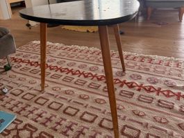 Nierentisch Couchtisch