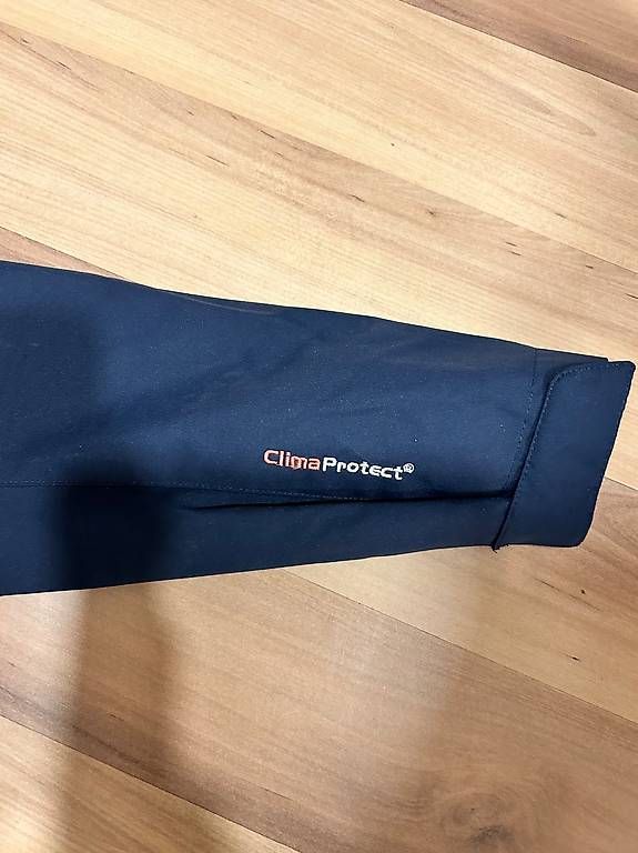 Giacche & Cappotti: CMP Mädchen Jacke, Grösse 152, dunkelblau  – Usato da Oftringen venduto da Solima 2