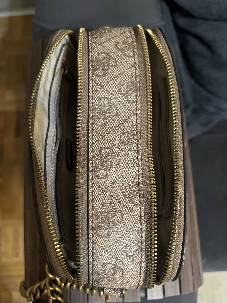 Guess Borse da donna: GUESS Handtasche braun Logoprint🤎 – Usato da Volketswil venduto da bounty_5 4