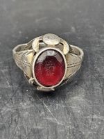 Antiker Ring aus Silber mit rotem Glasstein, Ende 19.Jhd.