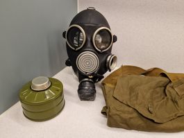 Russische Offizier Gasmaske, inkl. Filter und Tasche