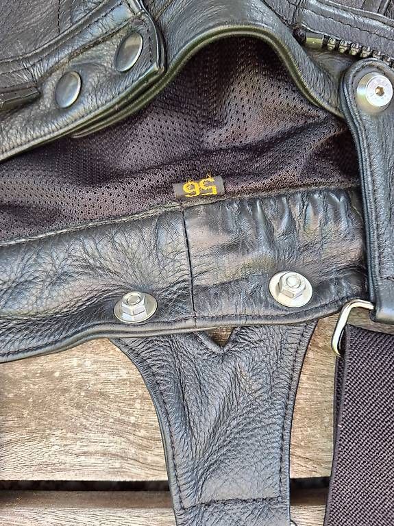 Pantaloni: Lederhose Grösse 56 – Usato da Horgen venduto da Ursi011 1
