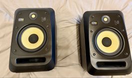 Paire d'enceintes de monitoring KRK V8