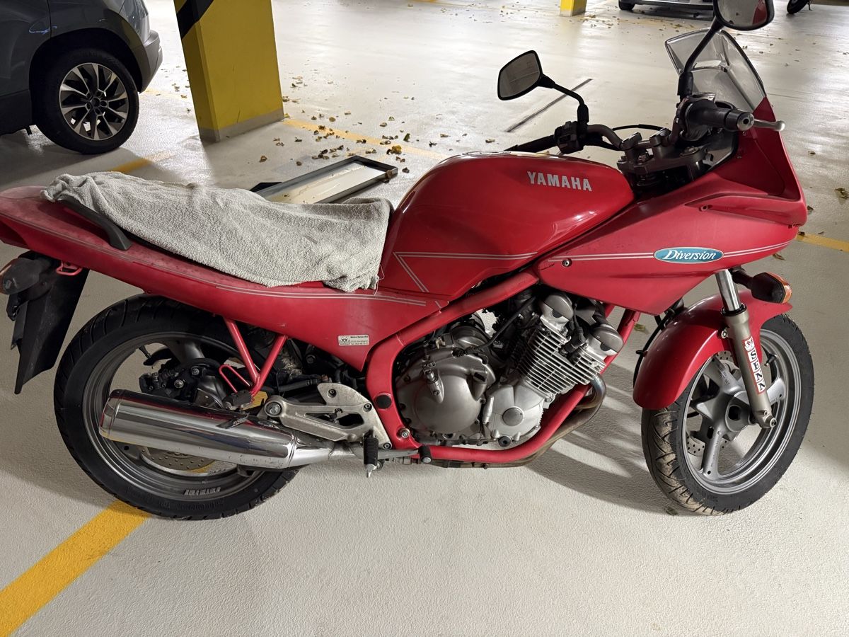 Yamaha Strada: Yamaha XJ600 Diversion – Difettoso da Wollerau venduto da baronblitz 3