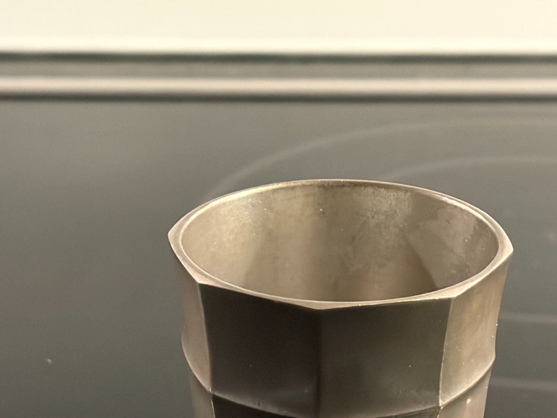 Geschirrsets: Zinnbecher achteckig Sigg – Gebraucht aus Zürich von sru_6zc8 2