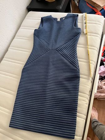 Calvin Klein Kleid, Gr. S, blau gestreift