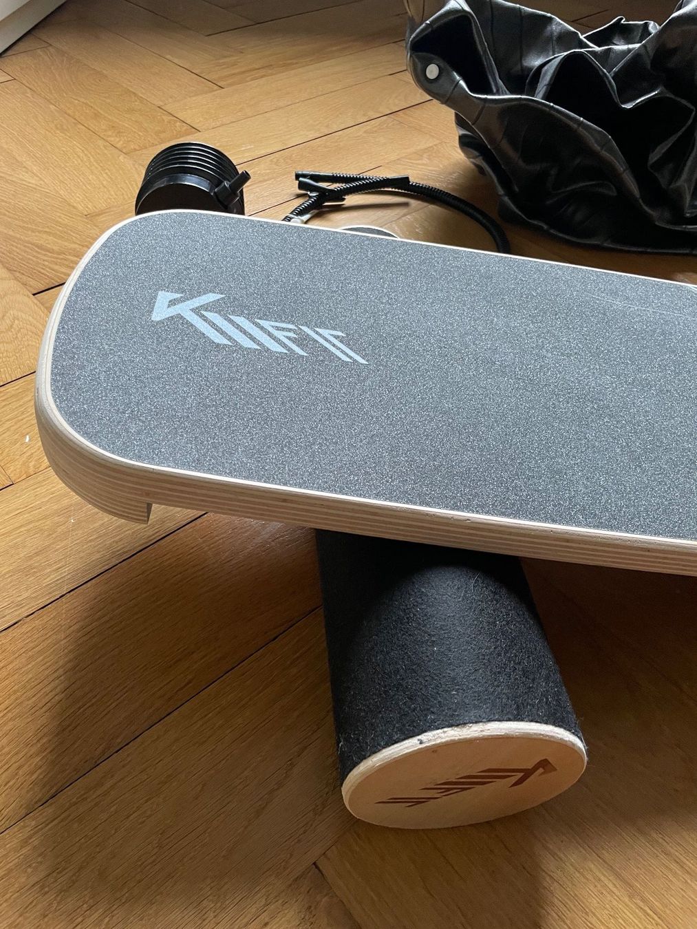 Hometrainer: Balance Board und Gymnastikball – Usato da Basel venduto da Ju_Sa 1
