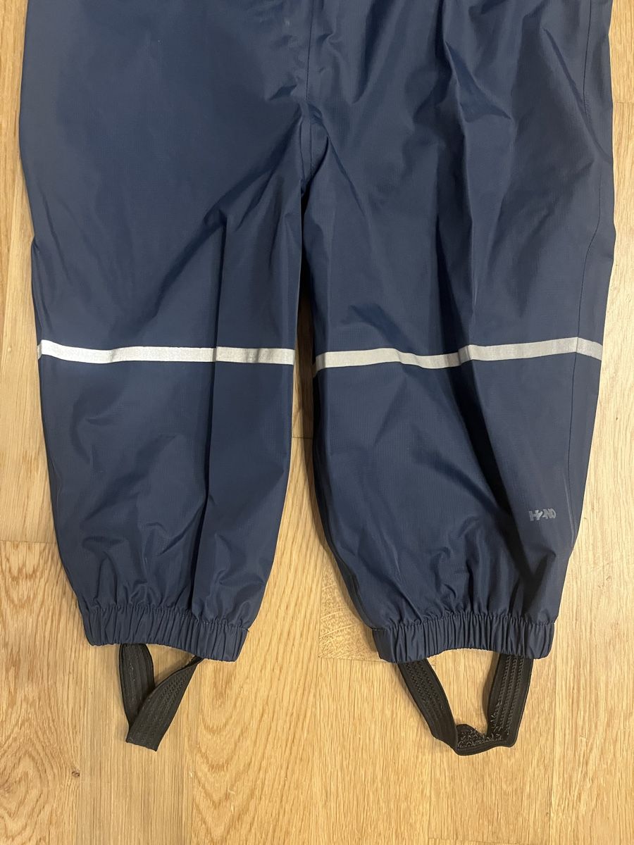 Patagonia Pantaloni: Patagonia Regenhose Gr. 2T – Usato da Zürich venduto da lealisamaria 2