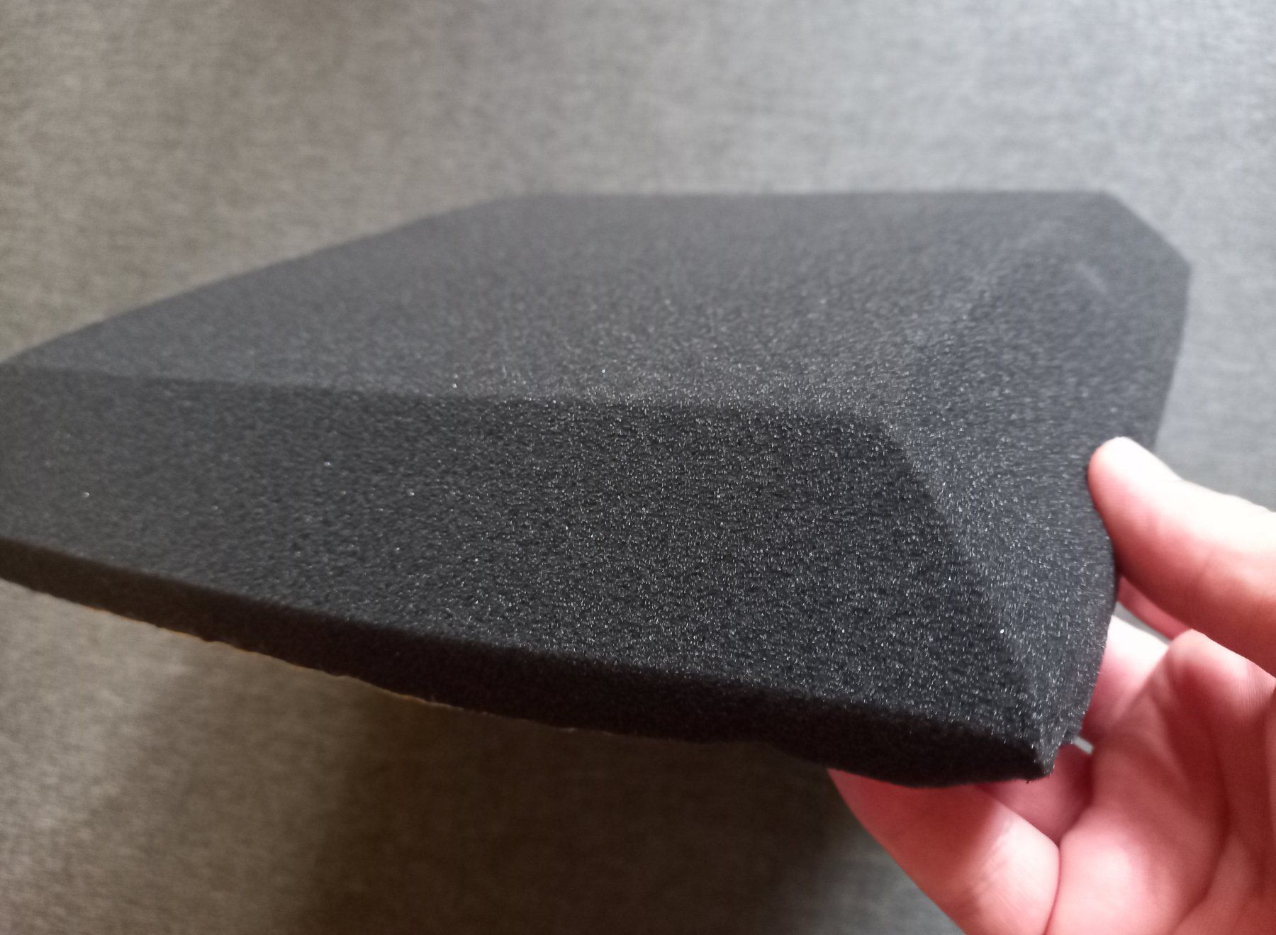 Altri accessori: 24x Akustikschaumstoff akustischen Behandlung quadratisch – Nuovo e nell'imballaggio originale da Bremblens venduto da LOVA-MUSICA-SHOP 2