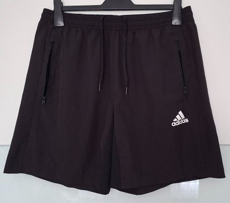 Adidas-Sportshorts mit Seitentaschen Gr. L