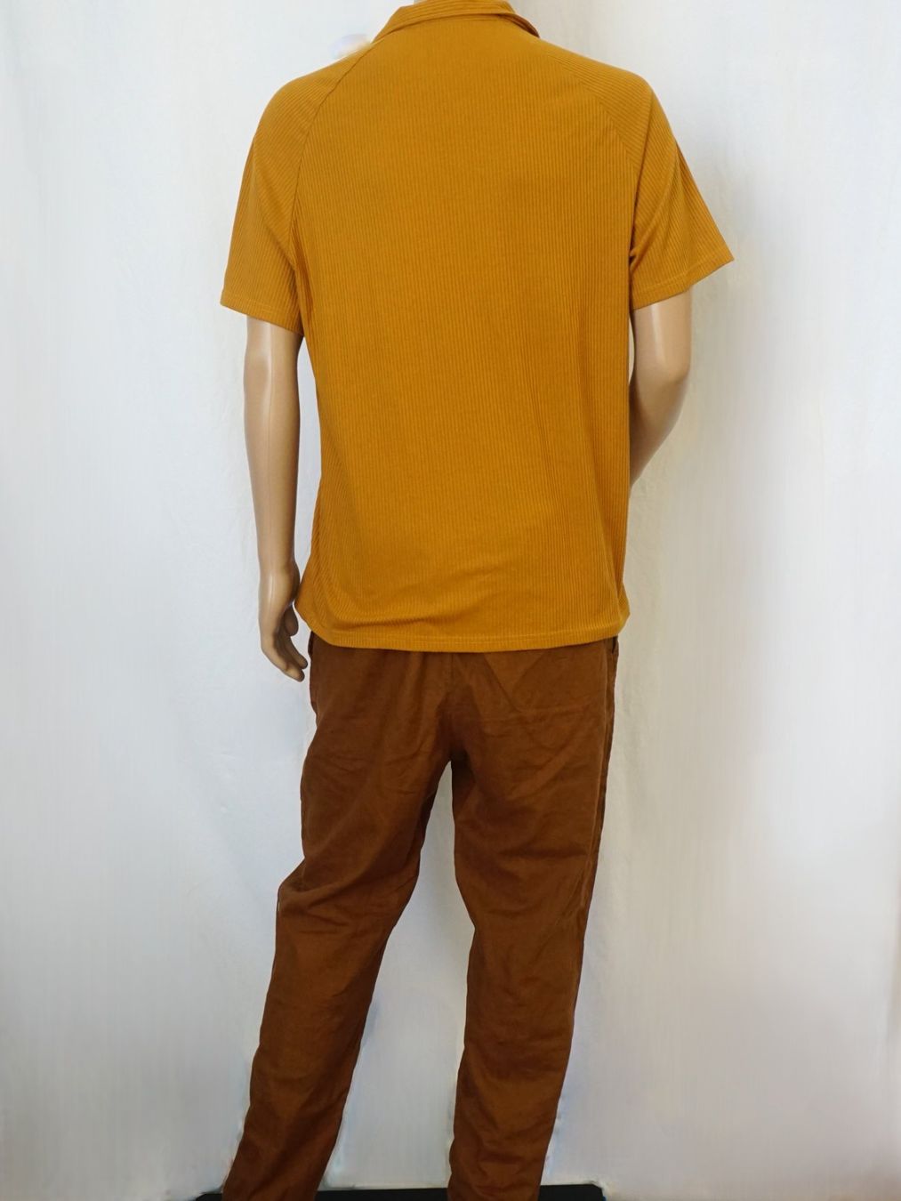 H&M Chemises: Herren Hemd & Hose - H&M & Manfinity – D'occasion à Pratteln par Restwert_Pratteln 2