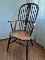 Windsor Stuhl Massivholz, antik, in gutem Zustand