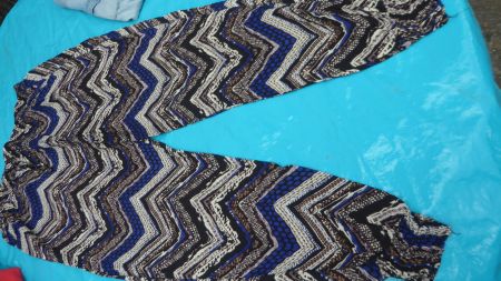 Luftige Sommerhose Gr S  Bund 35cm mit Gummizug