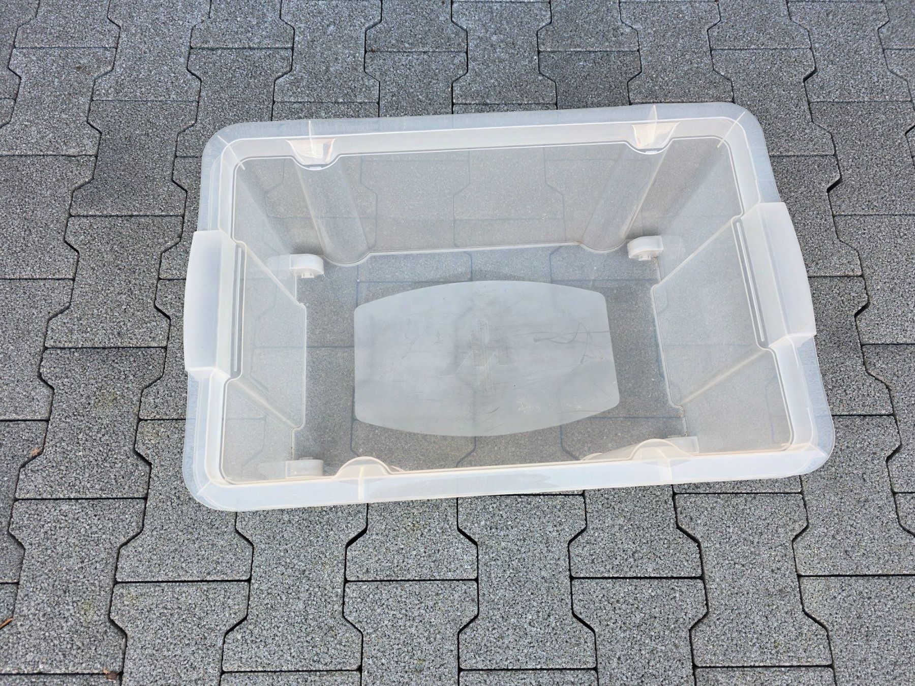 Sonstige Dekorationen & Accessoires: Kunststoff Modul Box Kiste auf Rollen ohne Deckel – Gebraucht aus Walterswil BE von Lonitti 2