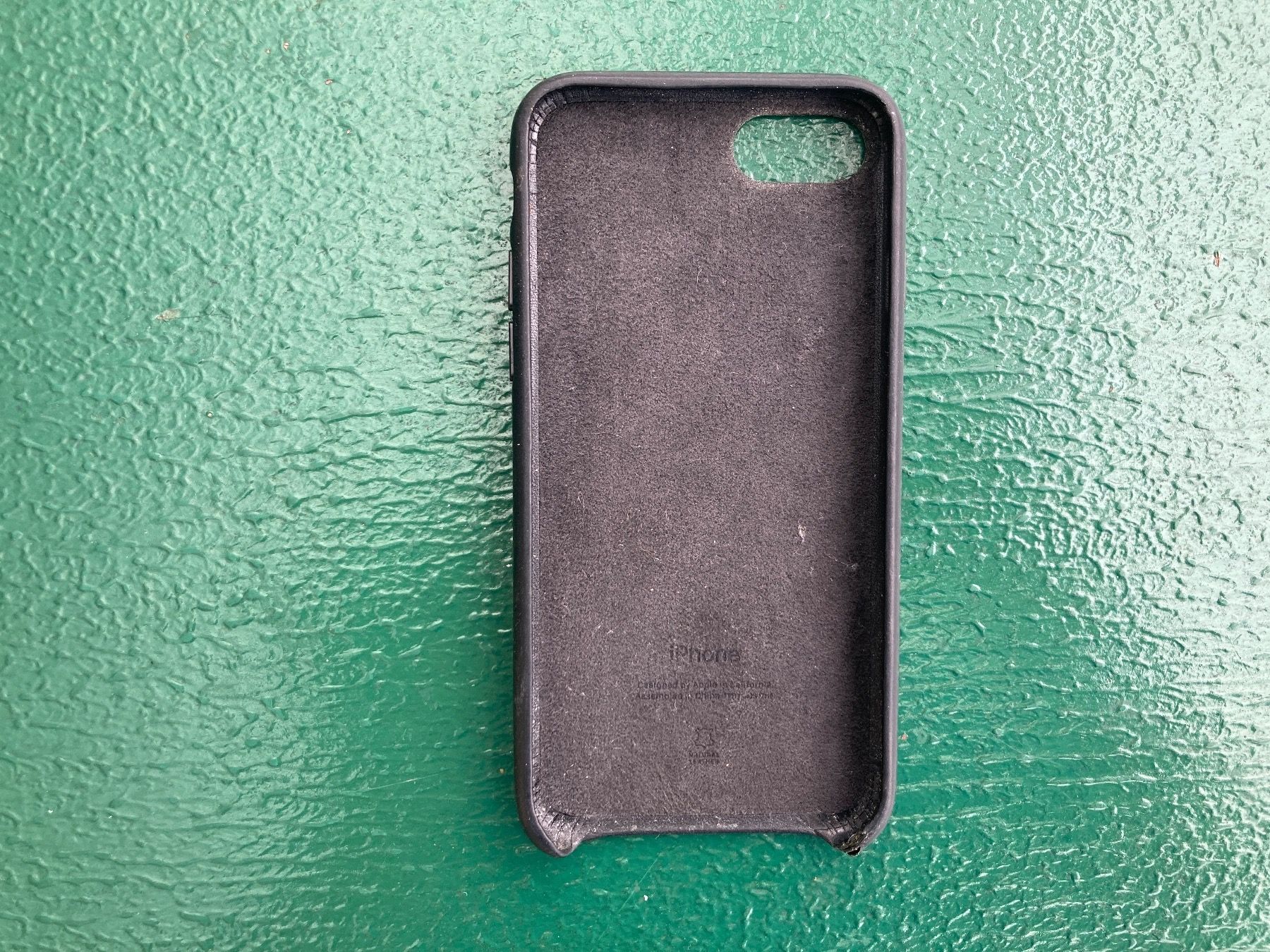 Apple Covers & Schutzfolien: iPhone Leder Case von Apple, schwarz – Gebraucht aus Olten von arcata 2