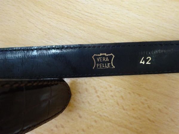 Cinture: Gürtel - Lackleder - braun - Grösse 42 – Usato da Zofingen venduto da Justizia_01 2