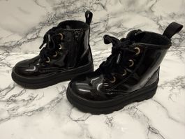 Schwarze Lackstiefeletten für Mädchen Größe 22, H&M 🎀