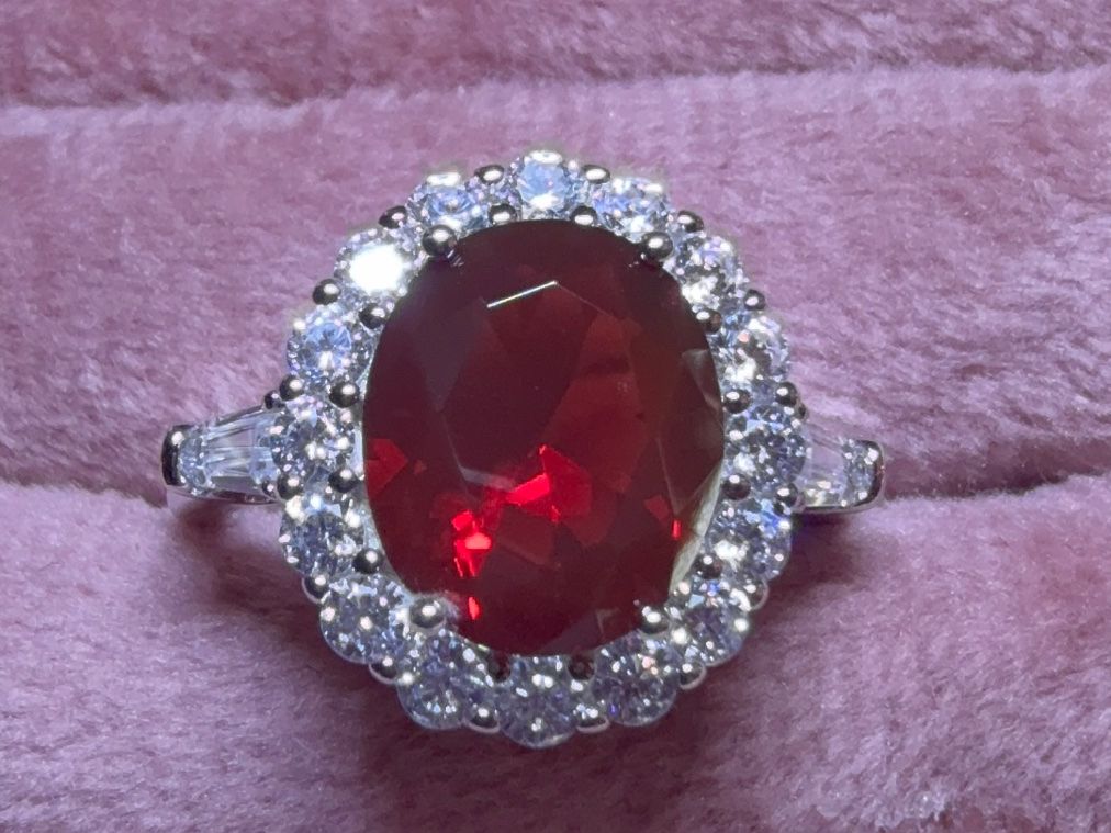 Bagues: Bague Rouge Rubis Impérial – Neuf avec emballage d'origine à St-Maurice par Sandrinette123