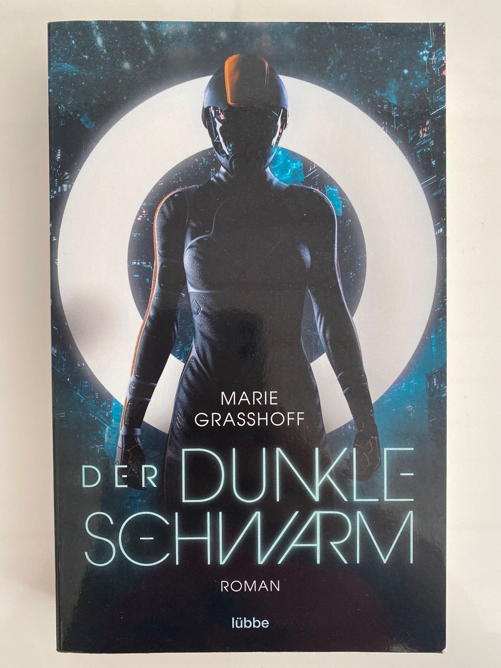 Libri: Der dunkle Schwarm (Marie Grasshoff) – Nuovo (secondo la descrizione) da Sevelen venduto da gig_py92