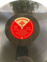 4 Schellackplatten mit Jazz- und US - Schlagermusik