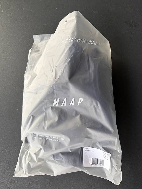 Pantaloni: Maap Pro Bib 2.0, Farbe Navy  (2024) – Usato da Bern venduto da fah_t6rt
